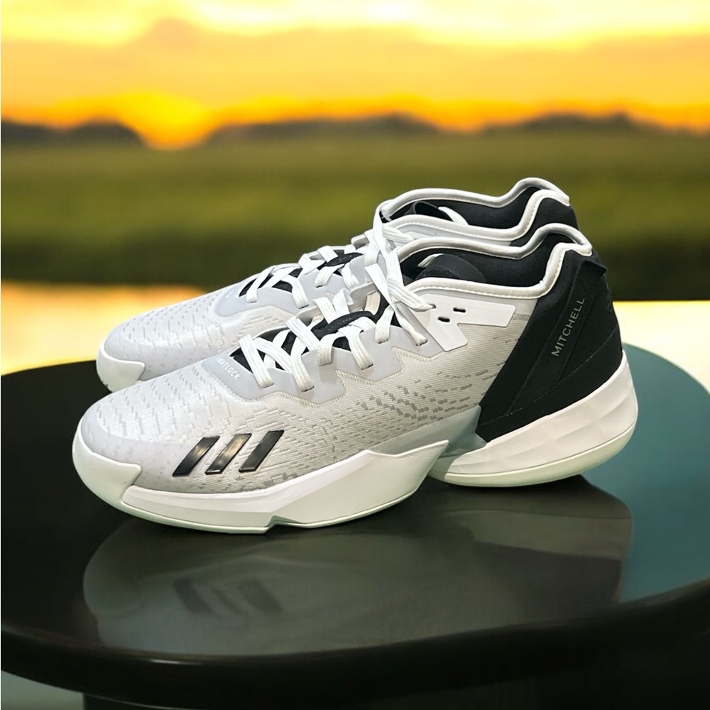 Adidas D.O.N. Issue #4 White Grey GY6509 Kicks Crew Men’s Shoes Size 15.